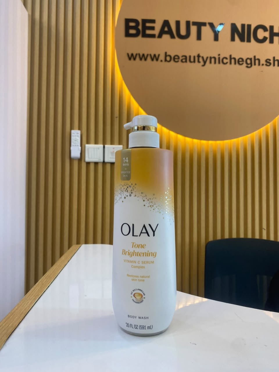 Olay Vitamin C Tone Brightening Serum Body Wash