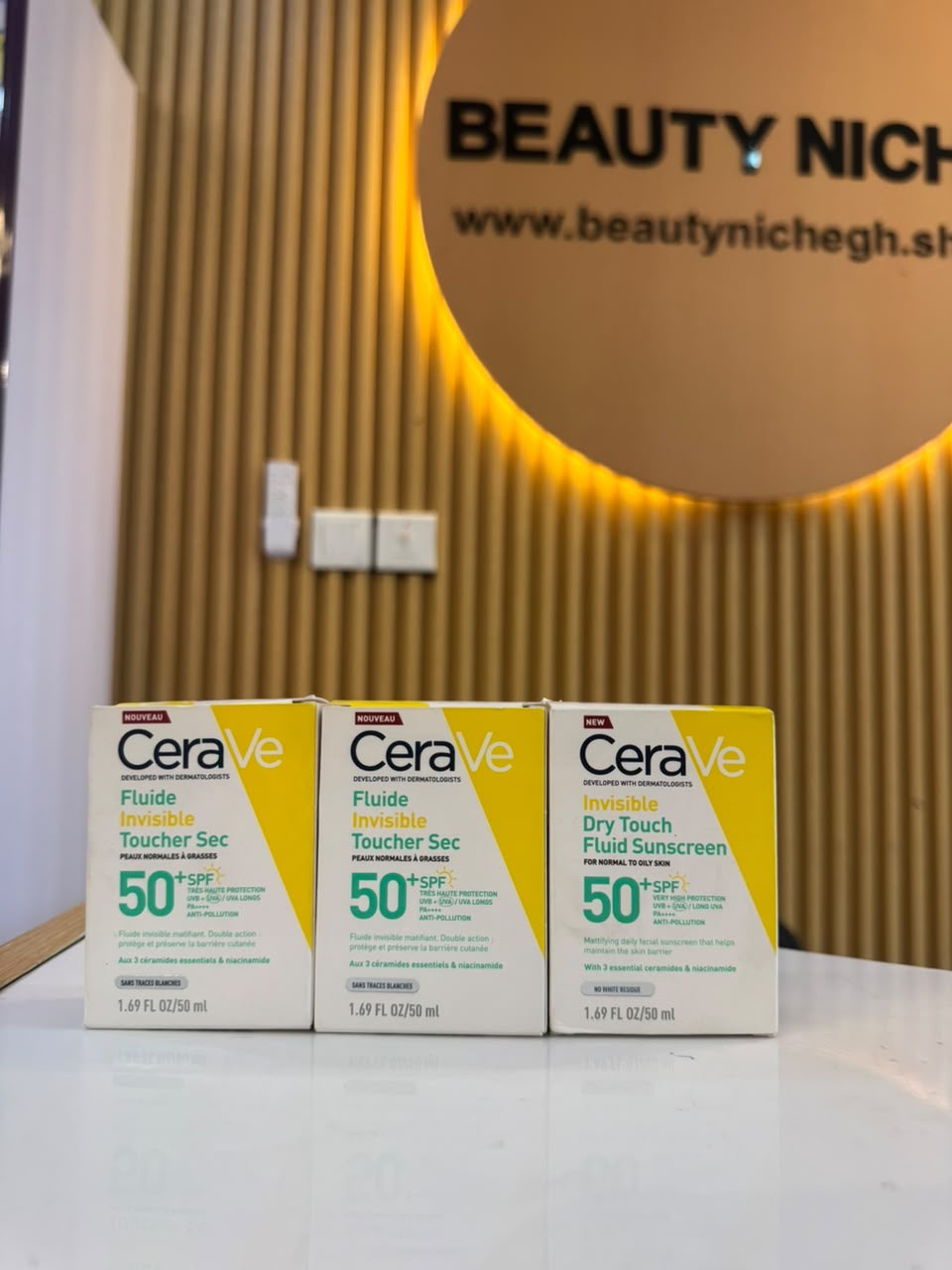 CeraVe Invisible Dry Touch Fluid SPF 50+