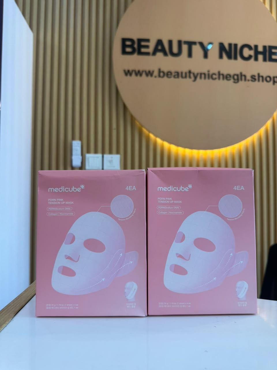 Medicube PDRN Pink Tension Up Mask