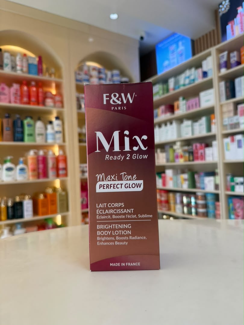 Fair & White Paris Mix Ready 2 Glow Maxi Tone Perfect Glow Brightening Body Lotion