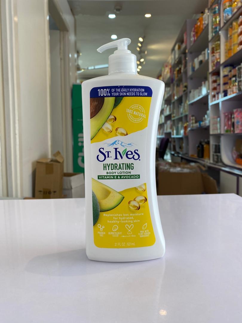 St Ives Vitamin E & Avocado Body Lotion