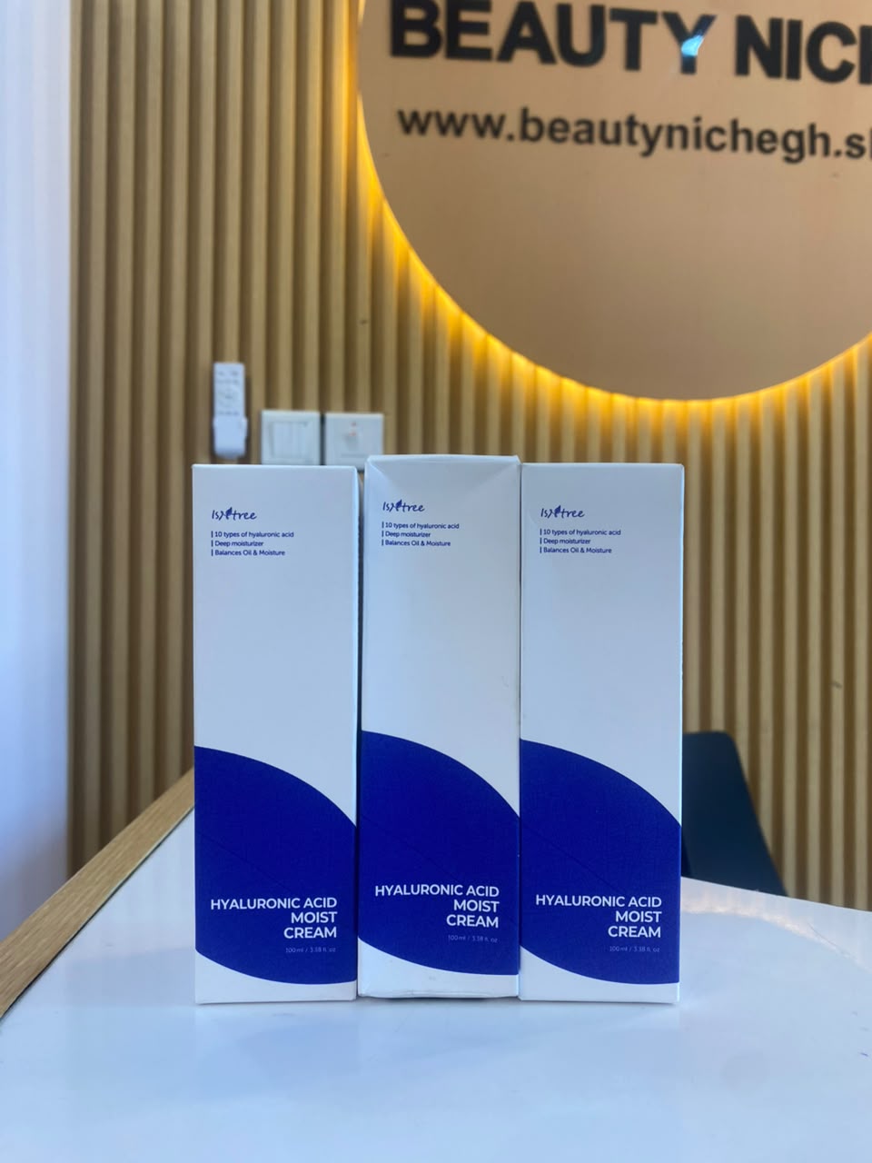 Isntree Hyaluronic Acid Moist Cream