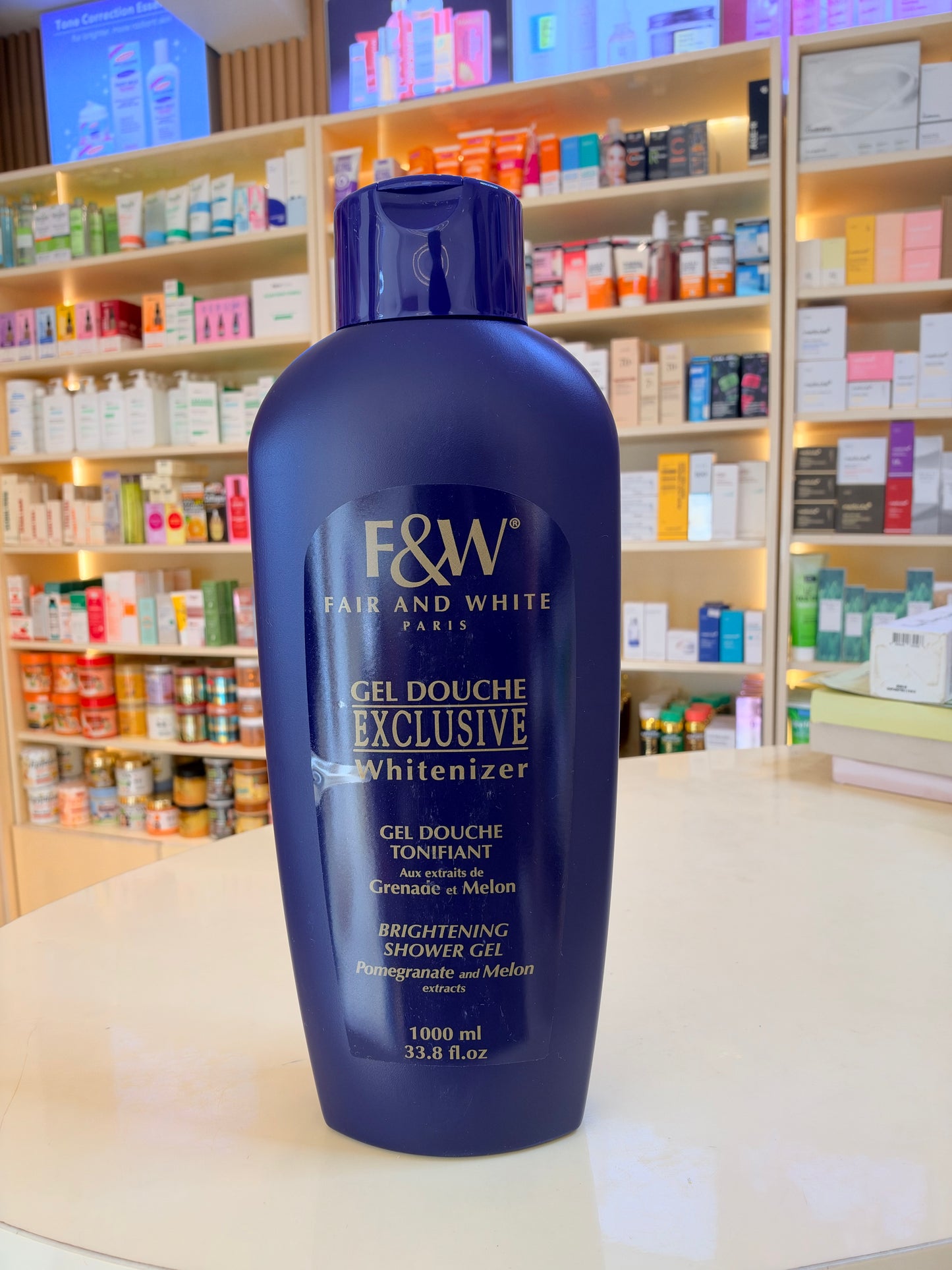 Fair & White Paris Exclusive Whitenizer Brightening Shower Gel