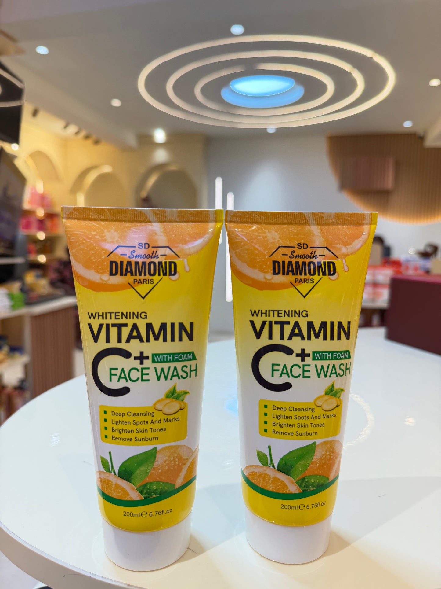 SD Smooth Diamond Vitamin C+ Whitening Face Wash