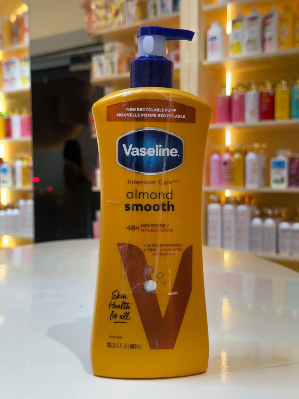 Vaseline Almond Smooth Lotion