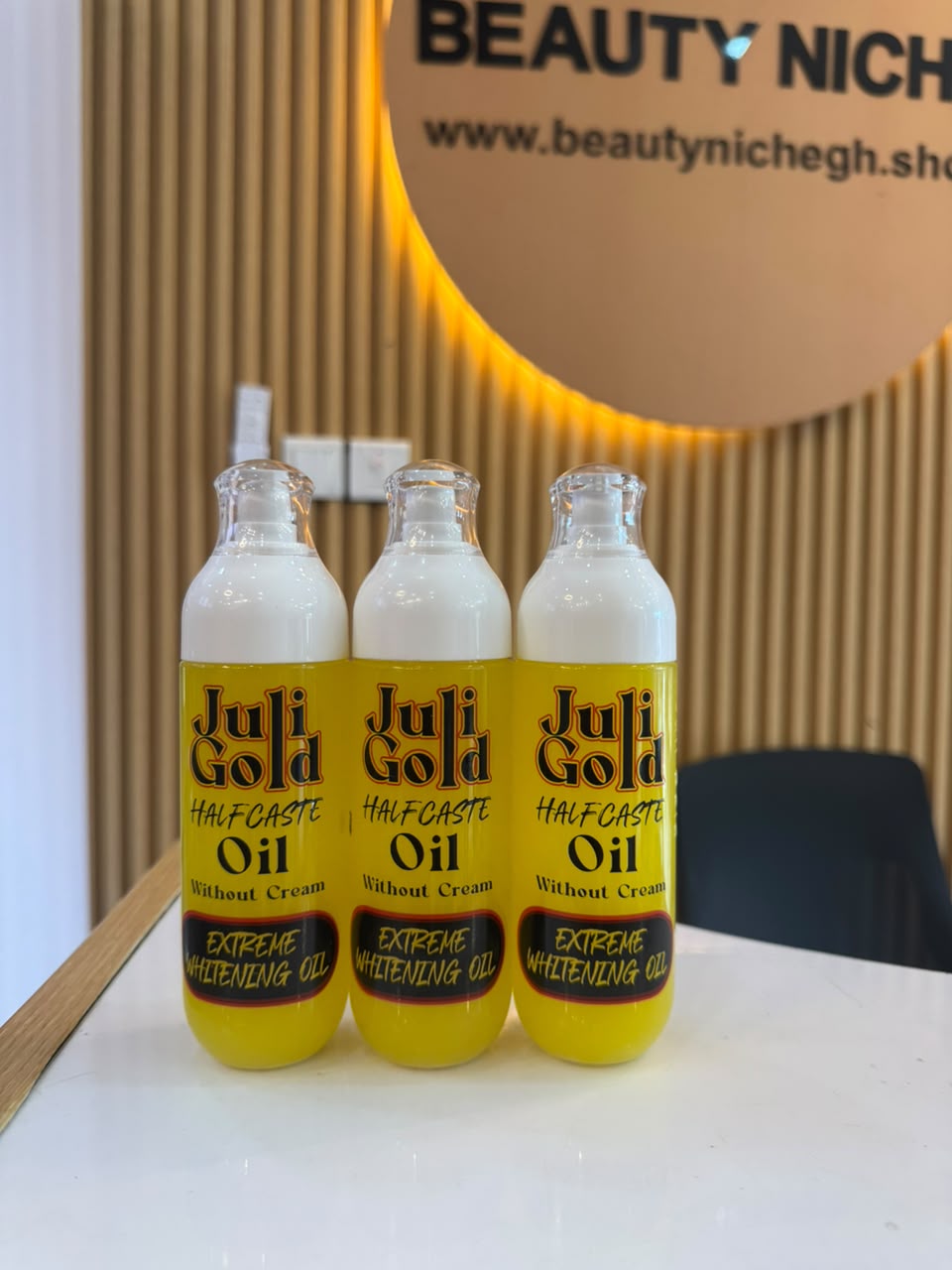 Juli Gold Halfcast Oil