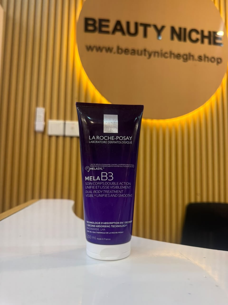La Roche-Posay Mela B3 Dual Body Treatment