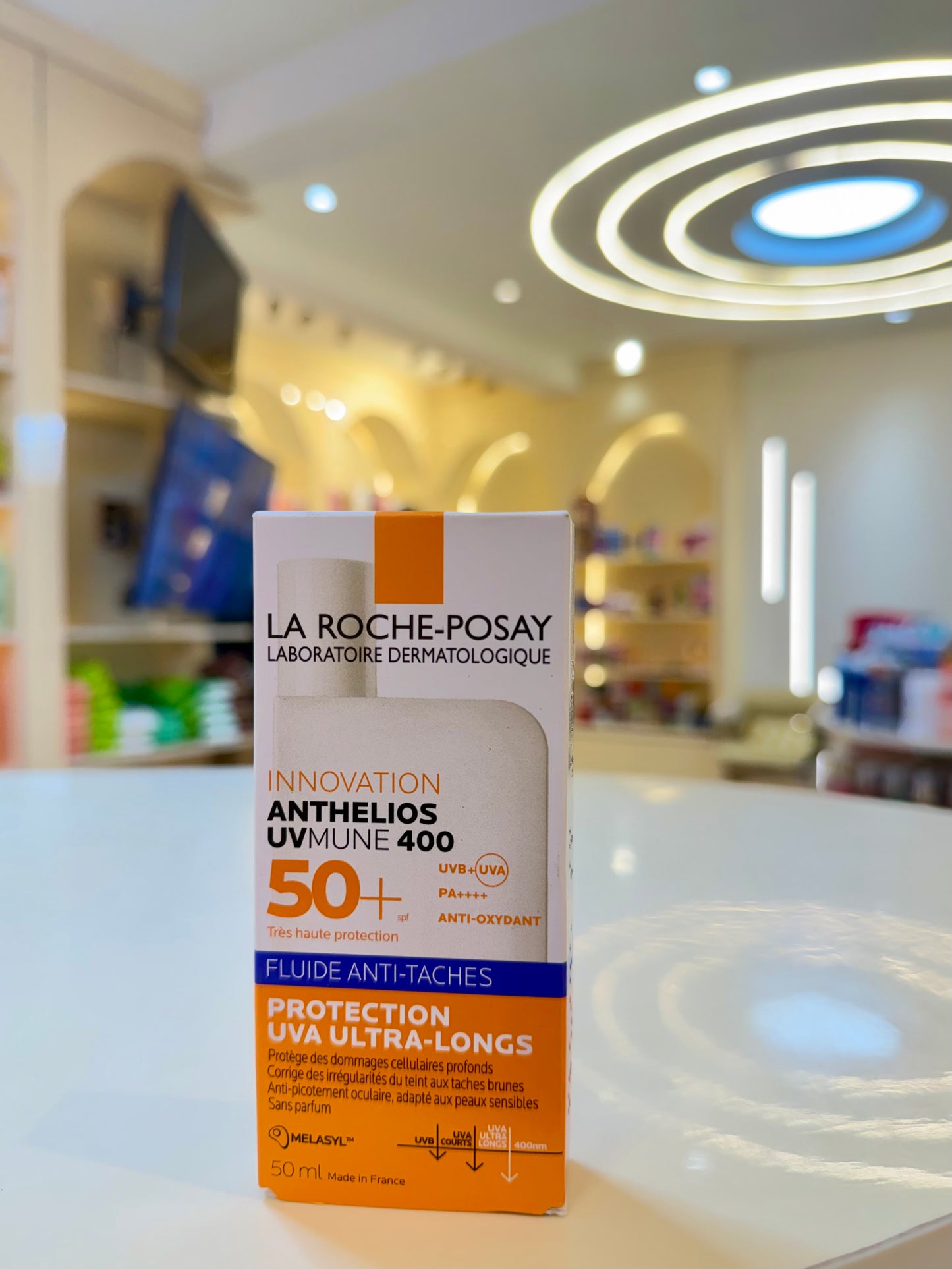 La Roche Posay Anthelios UVMune 400 Invisible Fluid Anti-Dark Spots SPF 50+
