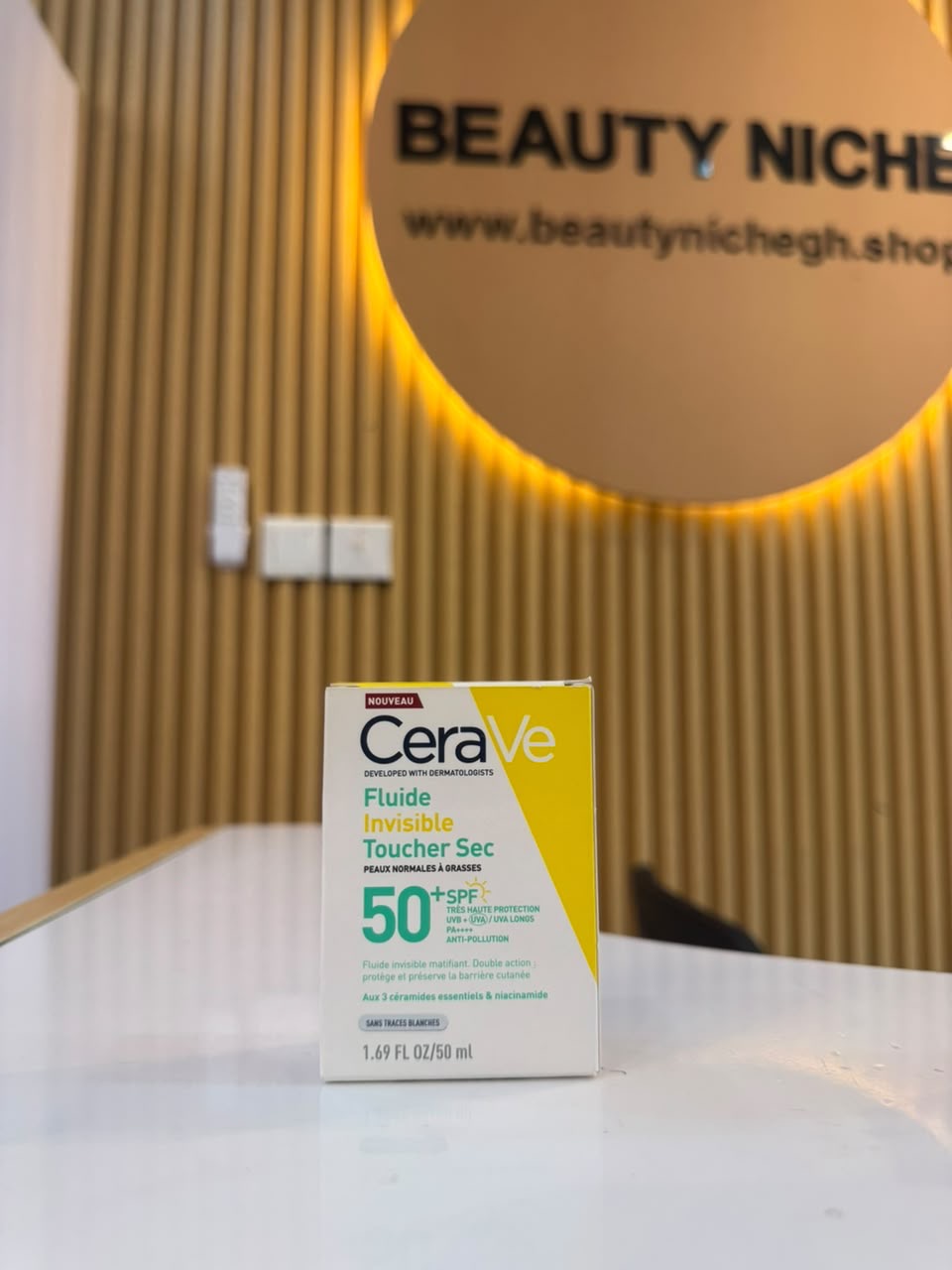 CeraVe Invisible Dry Touch Fluid SPF 50+