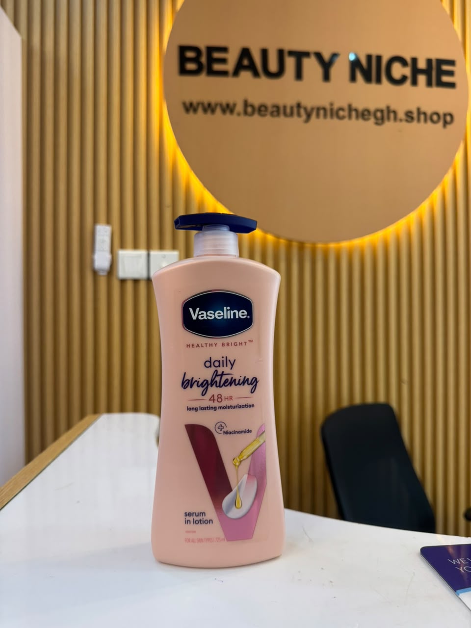 Vaseline Daily Brightening Lotion