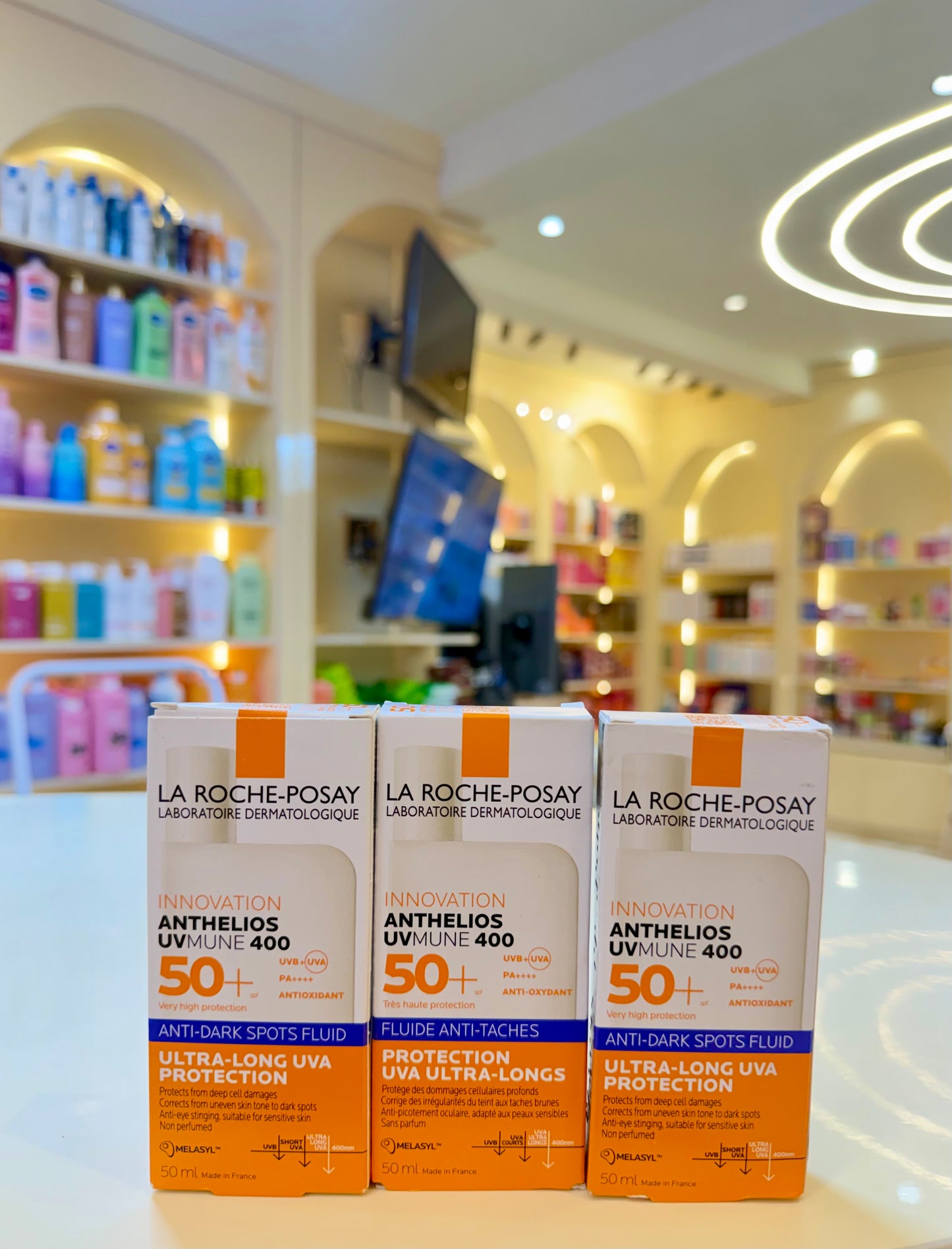 La Roche Posay Anthelios UVMune 400 Invisible Fluid Anti-Dark Spots SPF 50+