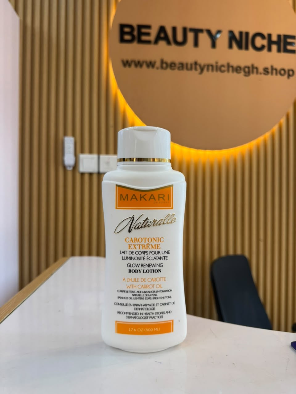 Makari Naturalle Carotonic Extrême Glow Renewing Body Lotion