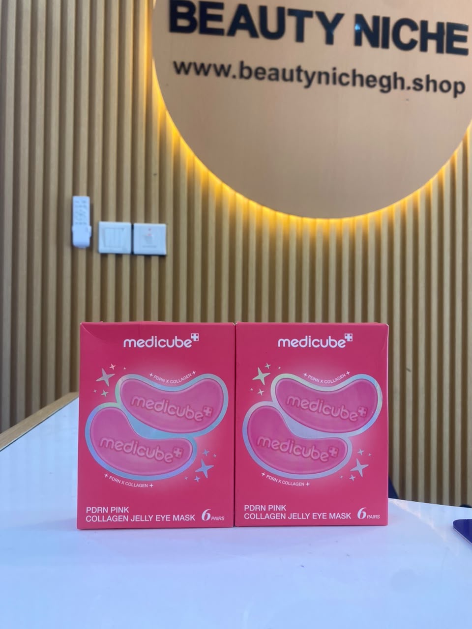 Medicube PDRN Pink Collagen Jelly Eye Mask