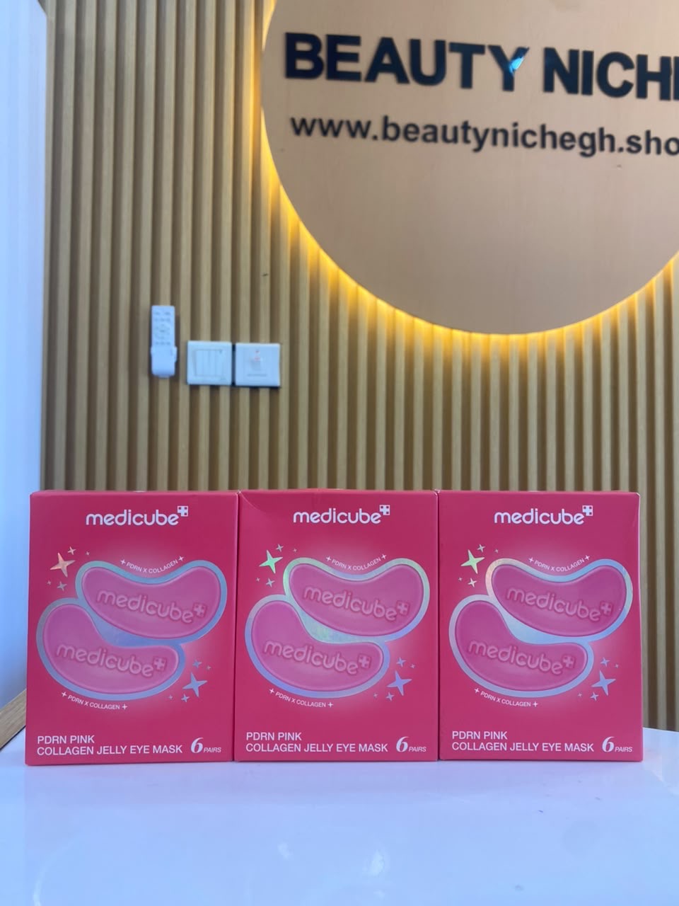 Medicube PDRN Pink Collagen Jelly Eye Mask