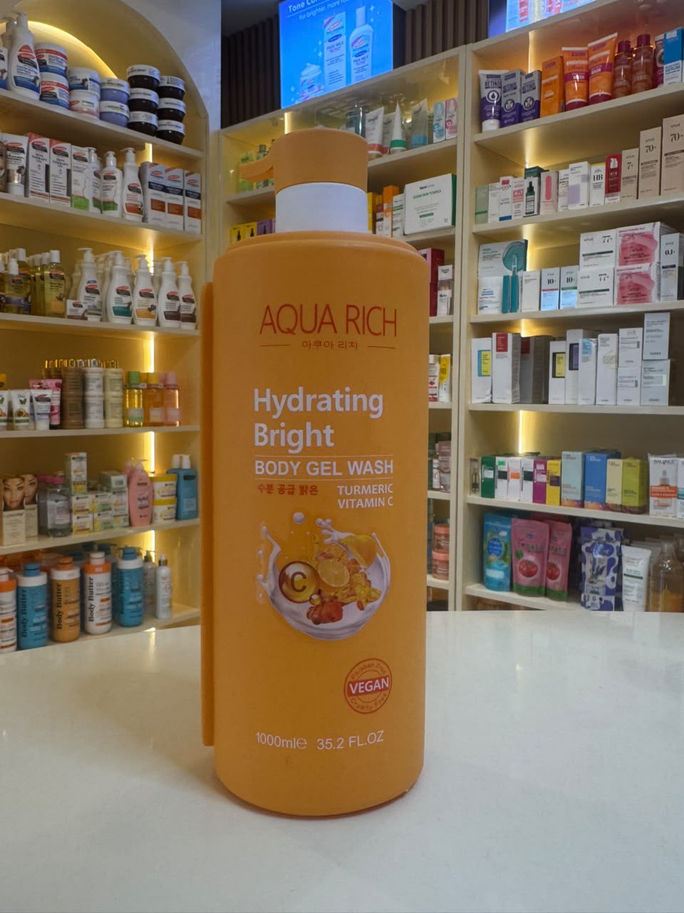 Aqua rich hydrating bright body gel wash
