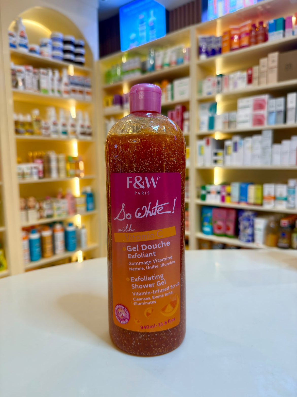 Fair and white vitamin C shower gel